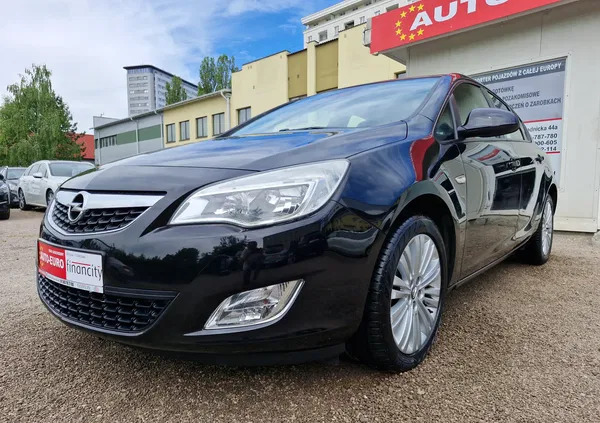 żnin Opel Astra cena 25900 przebieg: 117000, rok produkcji 2012 z Żnin